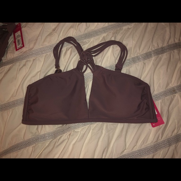 Bikini - Picture 3 of 3